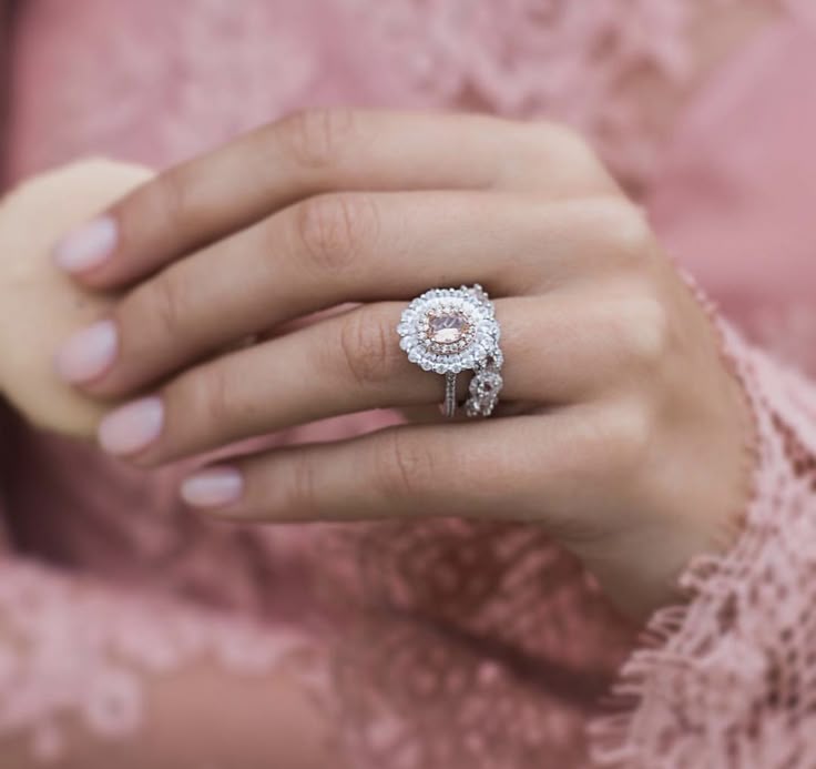 9 Halo Engagement Rings That Steal the Spotlight