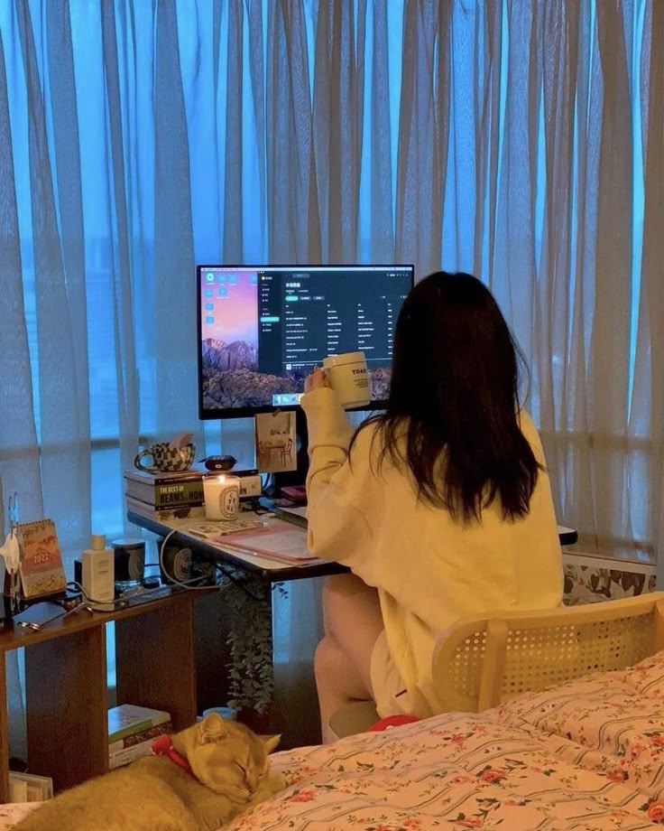 6 Time Management Tricks That Girl Uses to Stay On Top of Everything