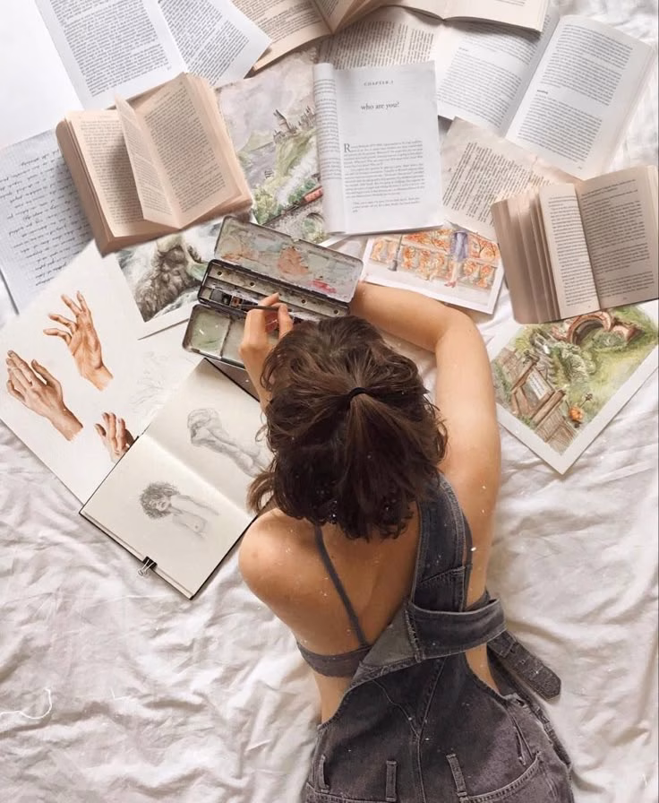 10 Powerful Manifestation Journaling Prompts to Attract Your Dream Life